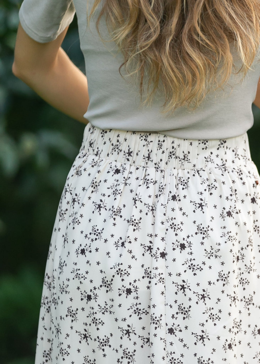 Jupe midi florale Braylyn Brown - VENTE FINALE