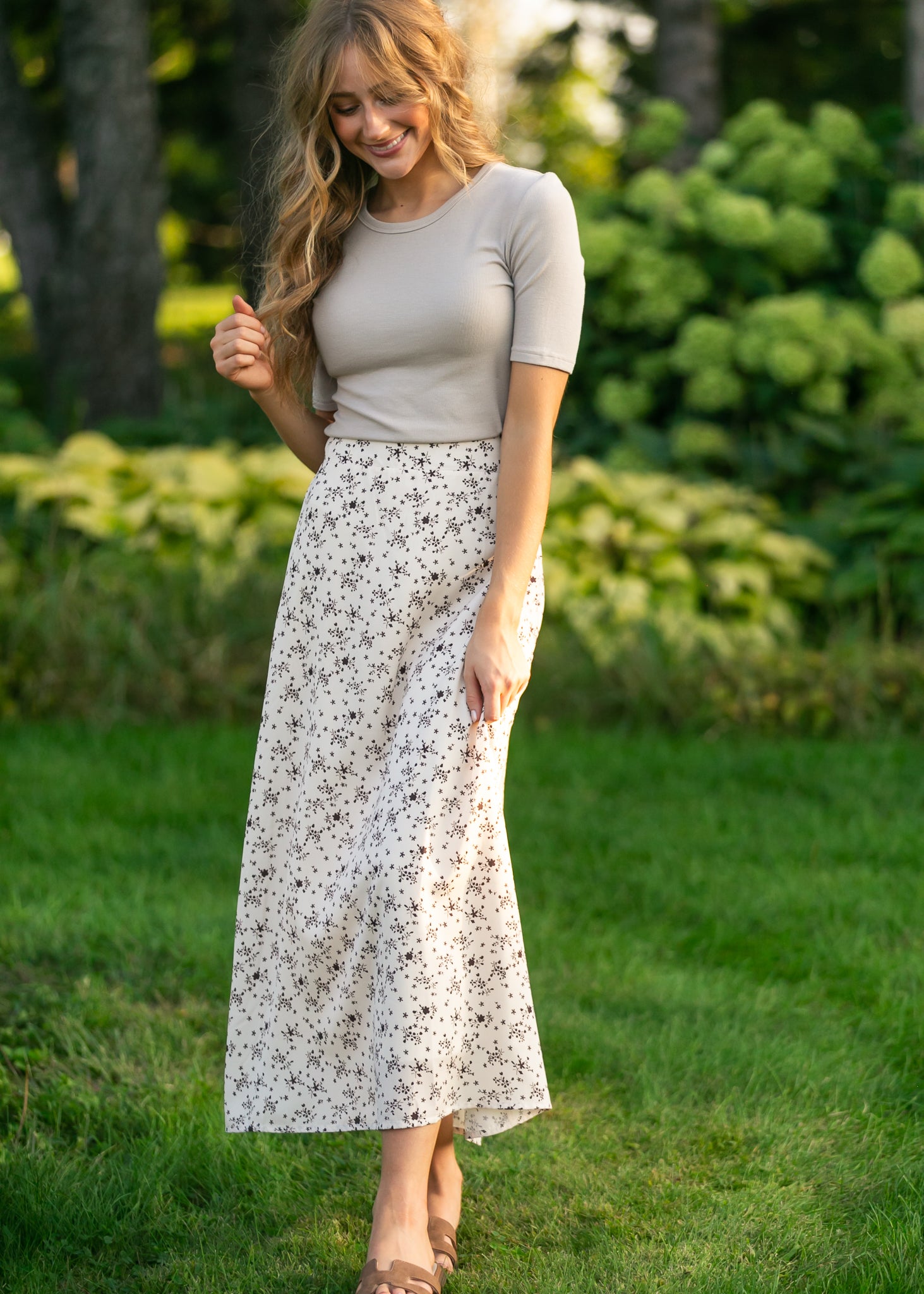 Jupe midi florale Braylyn Brown - VENTE FINALE
