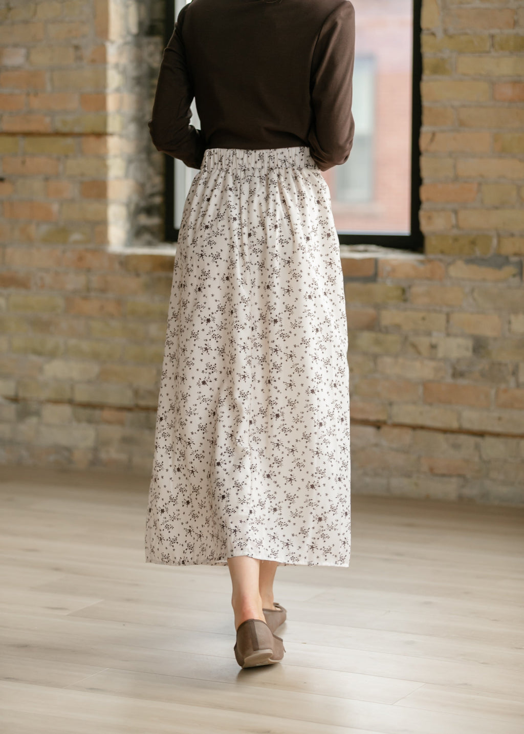 Jupe midi florale Braylyn Brown - VENTE FINALE