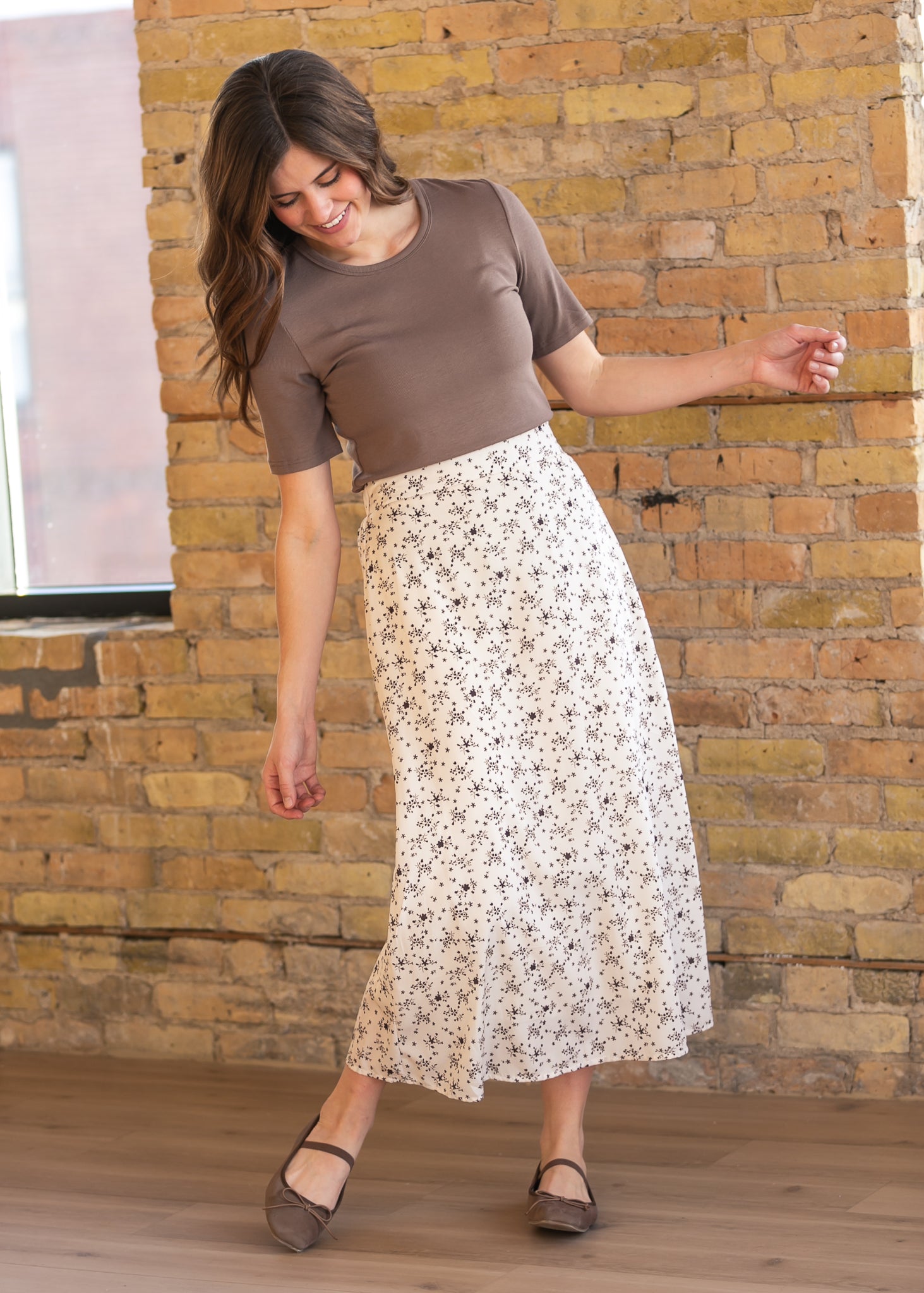 Jupe midi florale Braylyn Brown - VENTE FINALE