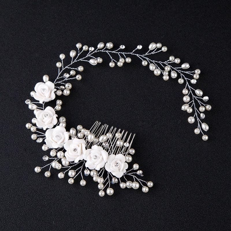 Accessoires de cheveux de mariée en cristal pour mariage, bandeau perle fleur fait à la main, décoration de perles peigne à cheveux, magnifiques accessoires pour cheveux pour femmes