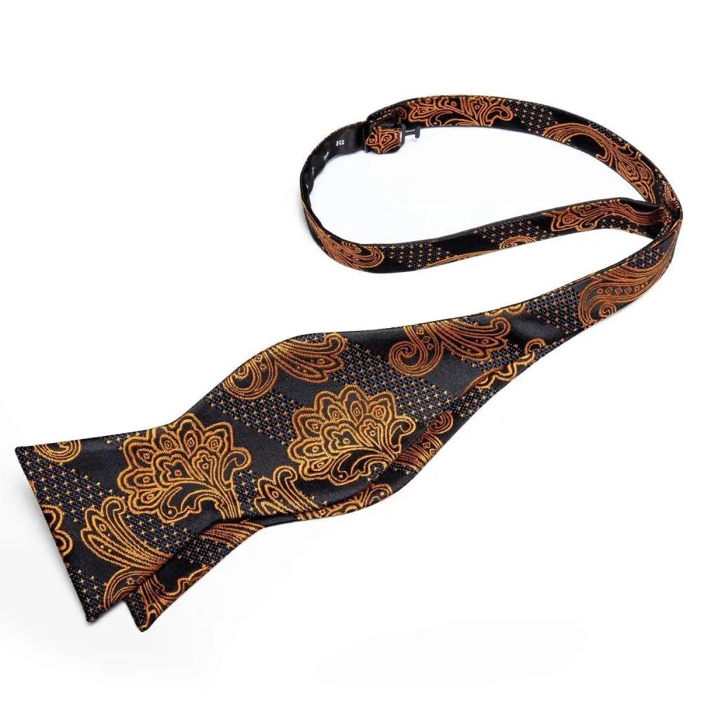 Nœud Papillon en Soie Élégant à Motif Doré et Noir pour Homme, Nœuds Papillon Papillon de Mode, Pochette Carrée, Cravate Classique pour Costume et Mariage, Ensemble de Mouchoirs