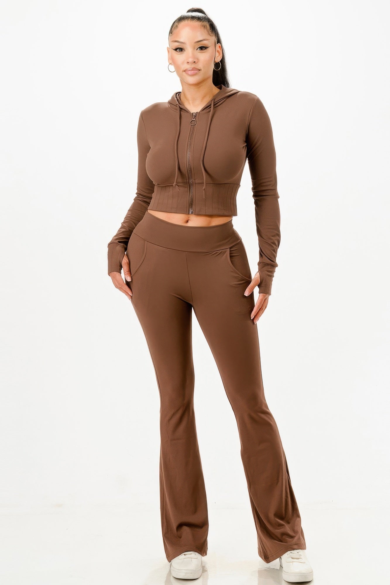 Ensemble sweat court et pantalon évasé ultra doux