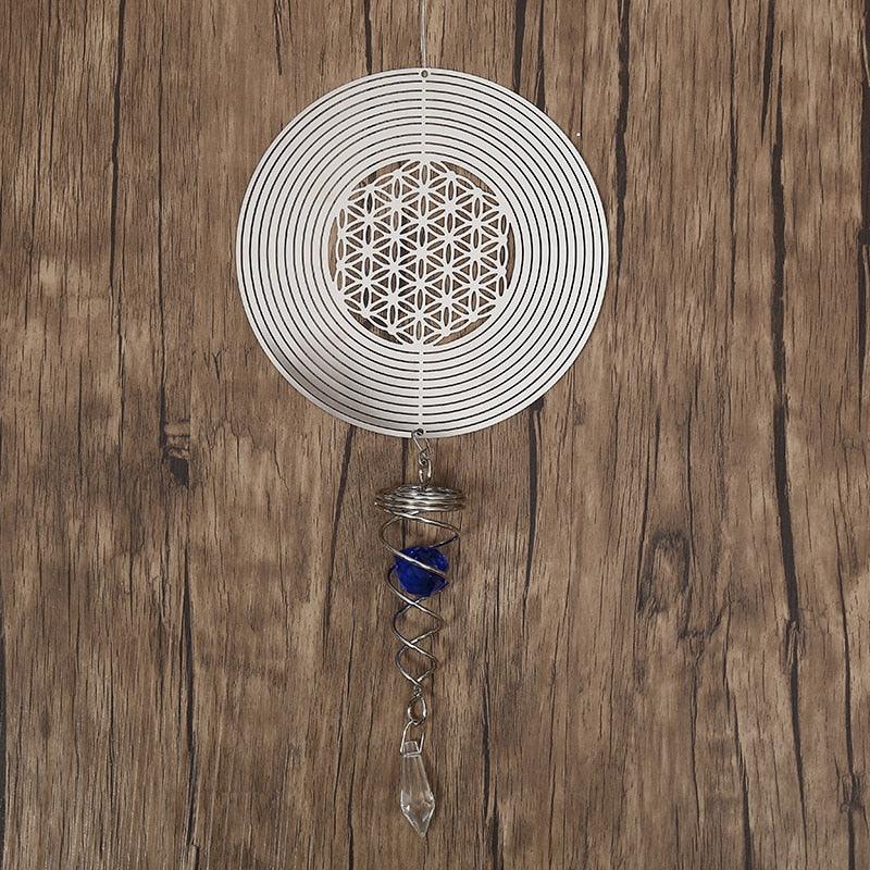 Carillon éolien papillon avec boule à facettes, queue en spirale, métal 3D rotatif, papillon en acier inoxydable, carillon éolien en métal, pendentif de Noël, carillon en spirale à suspendre, décoration de jardin, cour, maison