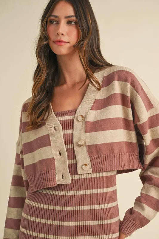 Ensemble cardigan court rayé et robe moulante – Ensemble deux pièces en tricot, robe cardigan courte rayée, ensemble robe pull douillet, tenue tricotée chic à superposer