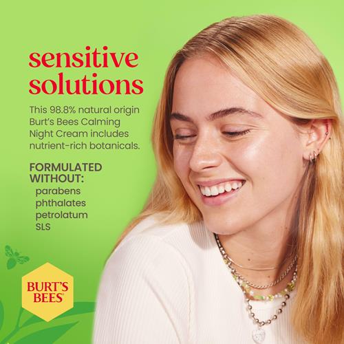 Crème de Nuit Apaisante Burts Bees, à l'Aloès et au Lait de Riz, Hydratant Visage pour Peaux Sensibles qui Apporte de l'Hydratation à la Peau Pendant Votre Sommeil, 98,8 % d'Origine Naturelle, Pot de 51 g.