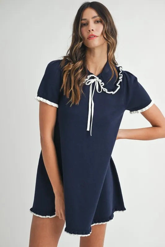 Mini-robe pour femme en maille fine à col volanté – Mini-robe volantée, Robe en maille fine, Robe à col, Mini-robe féminine, Robe en maille chic