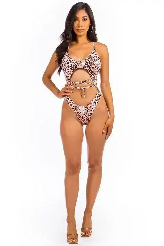 Maillot de bain une pièce avec boucles et liens