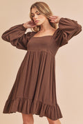 Nouvelle mini-robe à col carré, ourlet à volants et manches ballon pour femme – Tendance, élégante, féminine et à la pointe de la mode