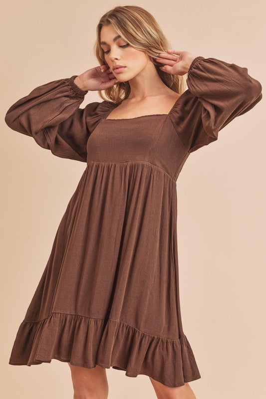 Nouvelle mini-robe à col carré, ourlet à volants et manches ballon pour femme – Tendance, élégante, féminine et à la pointe de la mode