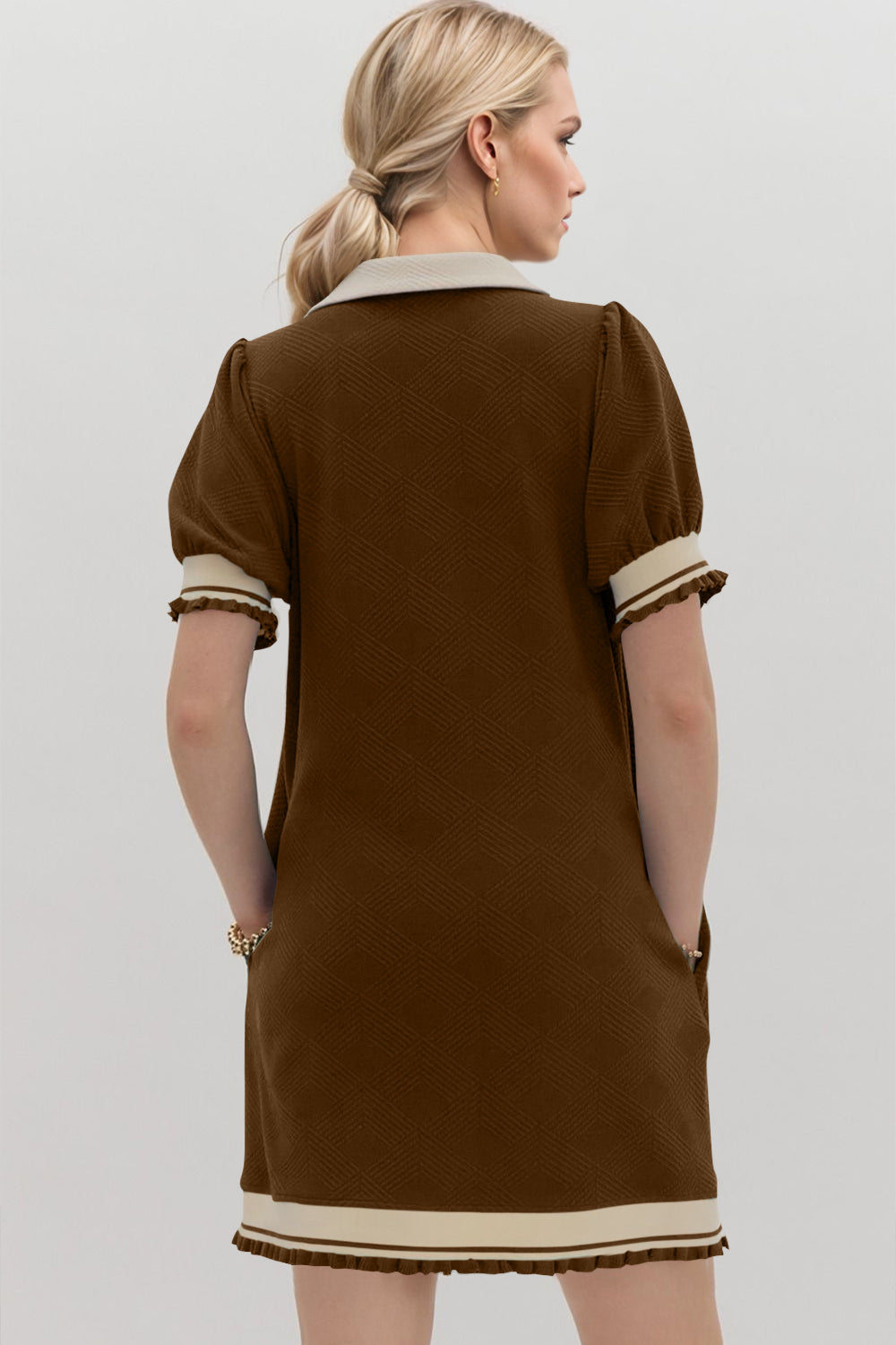 Robe Courte Tendance à Manches Courtes Contrastées, Douce et Confortable, Décontractée pour Femmes