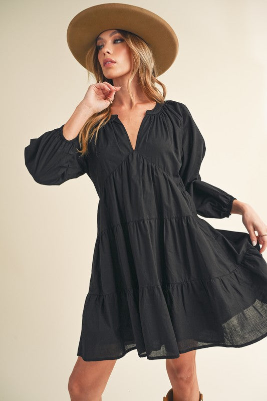 Nouvelle Robe Courte Étagée à Manches Ballon et Col Cranté pour Femme – Tendance, Chic et Amusante avec des Détails Stylés