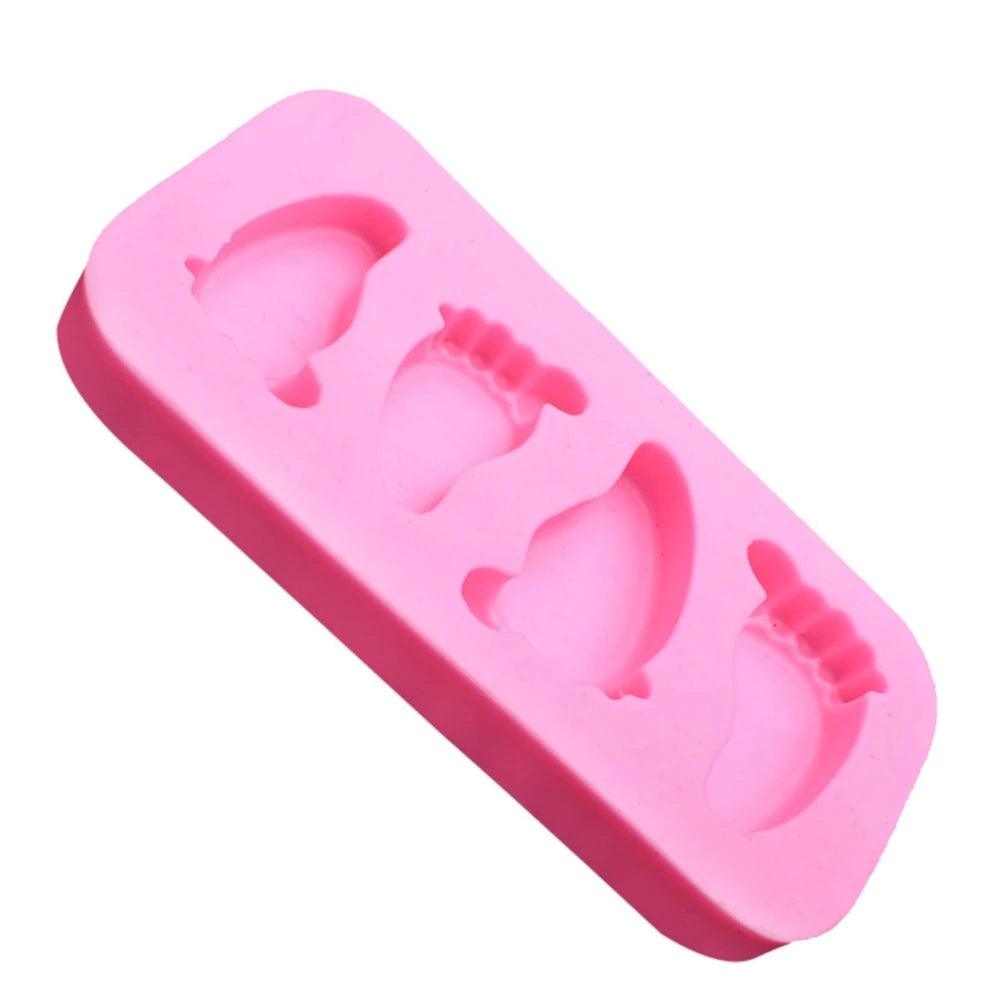 Moule à gâteau en silicone 3D pieds de bébé, moule à chocolat, fondant, outil de décoration de gâteaux, ustensile de cuisson pour pudding, moules en silicone empreintes de pieds de bébé, moule à savon en fondant, décoration de gâteau de baby shower.