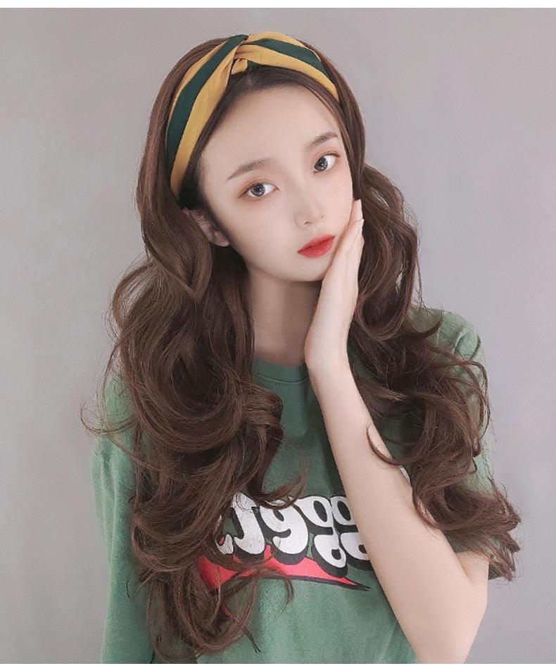 Casquette avec cheveux longs ondulés faux cheveux chapeau perruque extensions de cheveux synthétiques chapeau avec cheveux postiche naturelle perruques pour femmes noires perruques de cosplay pour femmes