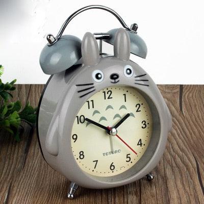Réveil de table hibou de dessin animé silencieux, petite horloge de bureau analogique silencieuse avec veilleuse, fonctionnant sur piles pour salon, chambre, cuisine, bureau à domicile, jolie cloche, réveil à quartz en métal pour chambre avec veilleuse