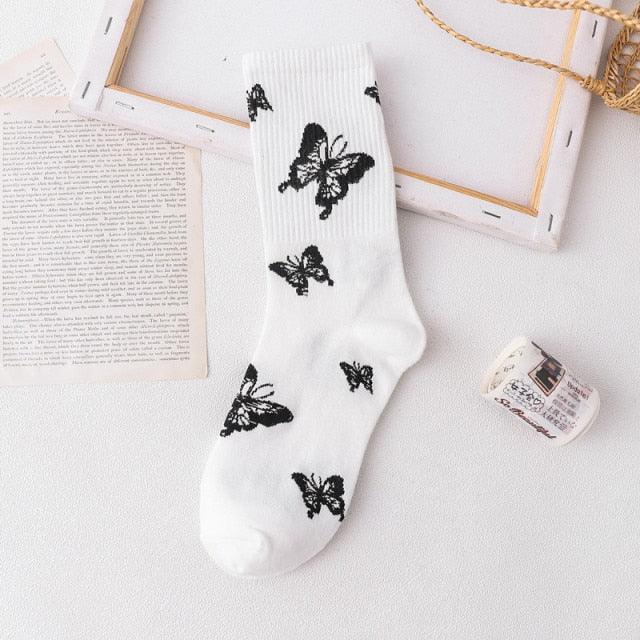 Chaussettes de dessin animé mignon nœud imprimé blanc noir calcetines Chaussettes fantaisie pour femme Ras du cou Amusantes Originales mode automne Chaussettes habillées en coton décontractées