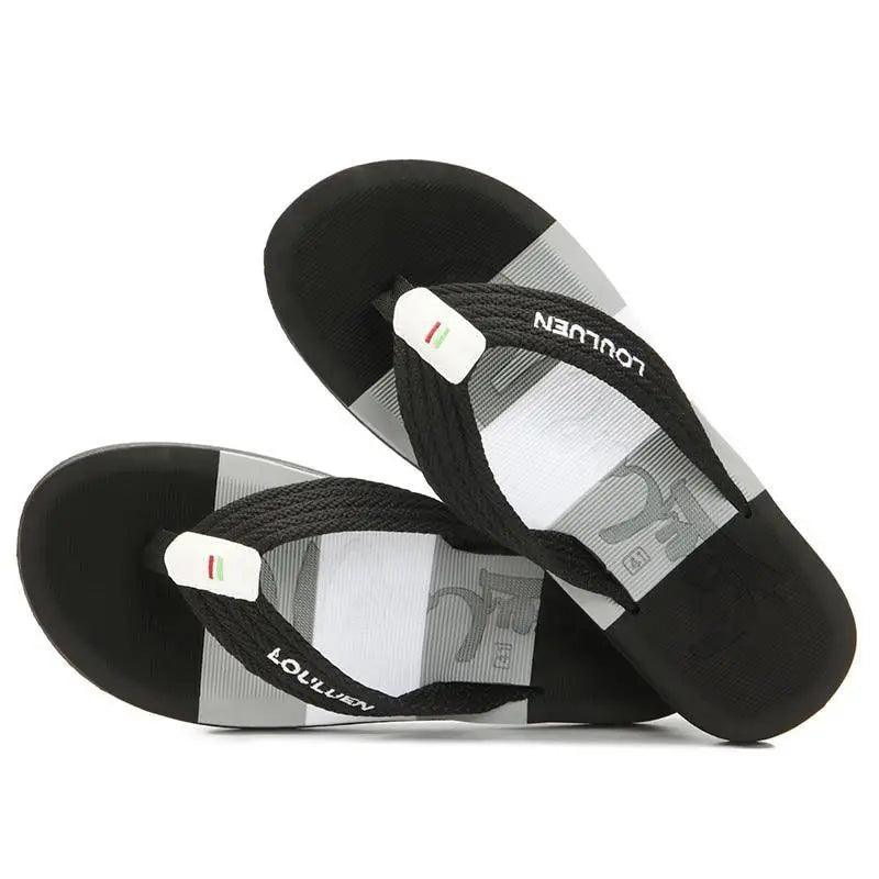 Hommes Décontractés Tongs Bleues d'Été Tongs pour Hommes de Haute Qualité Chaussons de Plage Respirants Tongs Extérieures Design Simple et Cool Sandales de Marche Confortables
