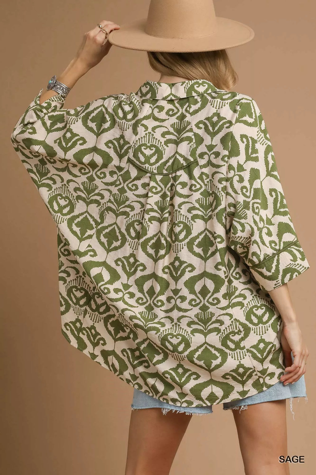 Chemise boutonnée ample à imprimé abstrait Umgee