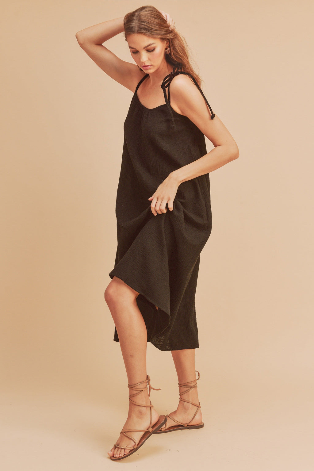 Nouvelle robe mi-longue d'été à bretelles tressées et poches pour femme – Tissu en gaze de coton doux, design chic et confortable pour toutes les occasions