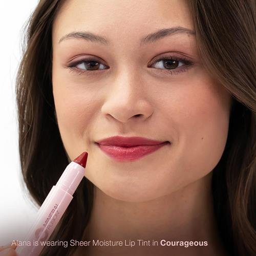 Mineral Fusion Nouveau Teint Lèvres Hydratant Transparent, Couleur à Modularité, Baume Hydratant pour les Lèvres à l'Huile de Jojoba, au Beurre de Karité et Plus Encore, Hydrate et Nourrit, Sans Colorants Fd&C et Hypoallergénique, Courageux, Rouge Cerise