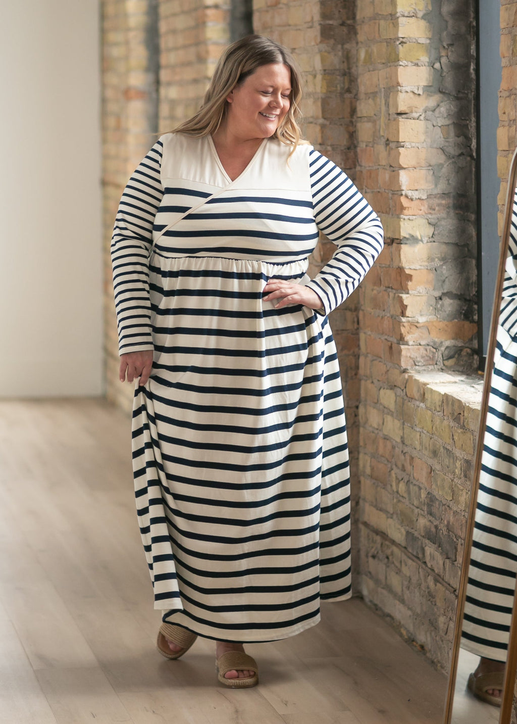 Robe longue en maille rayée Celeste