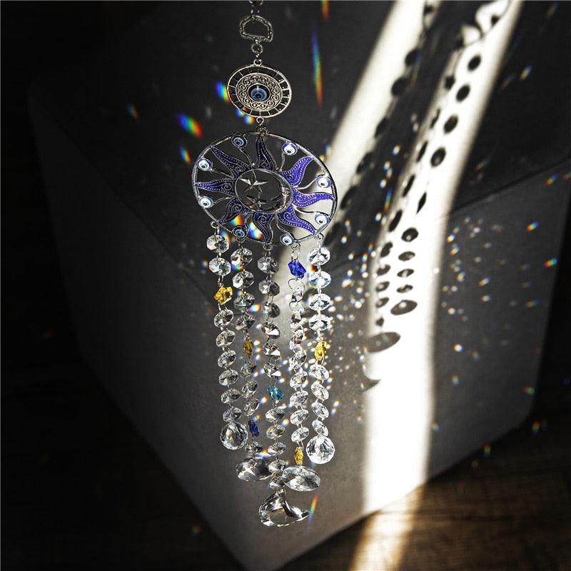 Carillon éolien en forme de lustre, œil turc bleu contre le mauvais œil, lune, soleil, étoile, attrape-soleil, carillon éolien, tenture murale, prismes de cristal, pendentif, décoration intérieure, cadeaux, bénédiction, protection.
