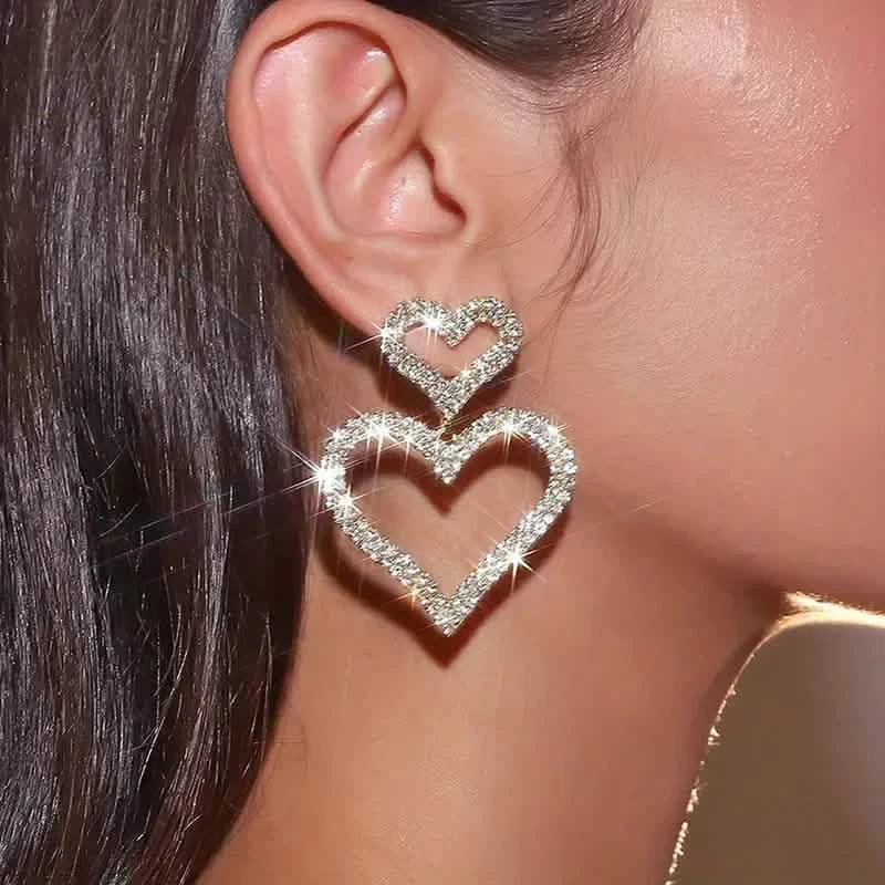 Boucles d'oreilles clous chic doubles cœurs en strass