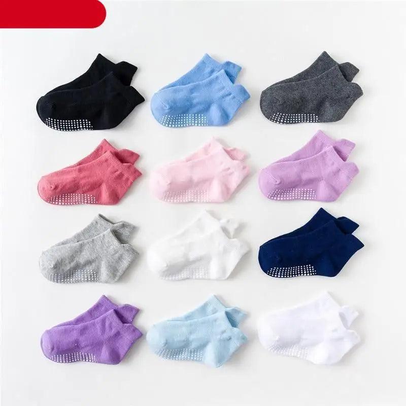 Chaussettes antidérapantes en coton pour enfants, 6 paires/ensemble, chaussettes antidérapantes en caoutchouc pour garçons et filles, avec picots, pour enfants de 0 à 6 ans