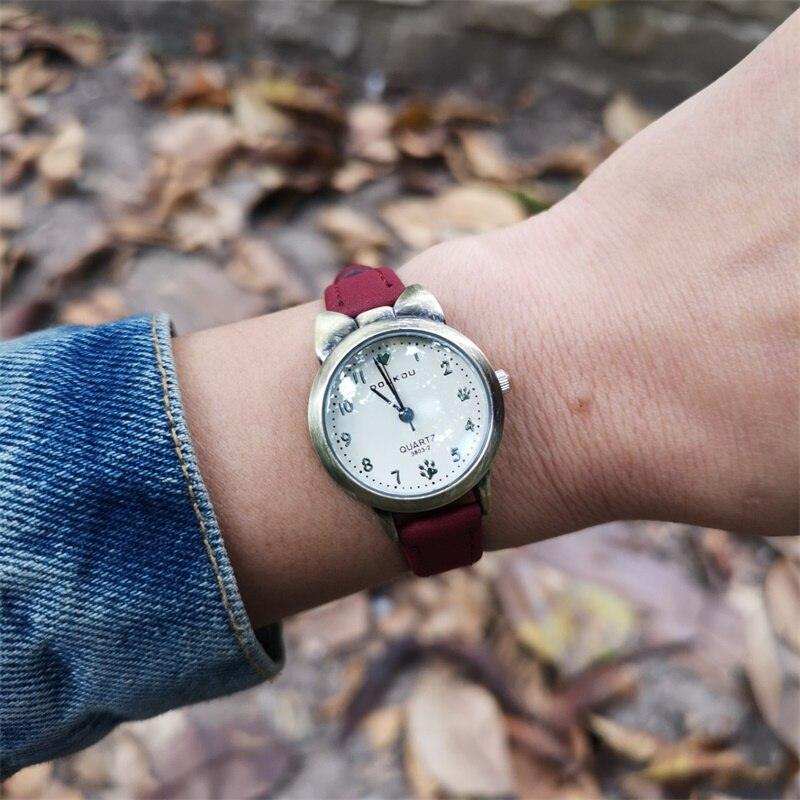 Montres pour enfants style rétro et étui de chat mignon Montres analogiques à quartz pour enfants Montres minimalistes à quartz de luxe à bracelet en cuir rond et fin pour femmes