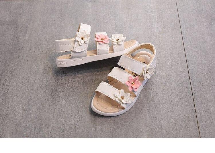 Chaussures pour enfants Sandales d'été Filles Princesse Belles chaussures à fleurs Sandales plates pour enfants Bébé Fille Sandales à lanières pour filles avec fleurs Sandales habillées à bout ouvert Belles sandales de fête en plein air