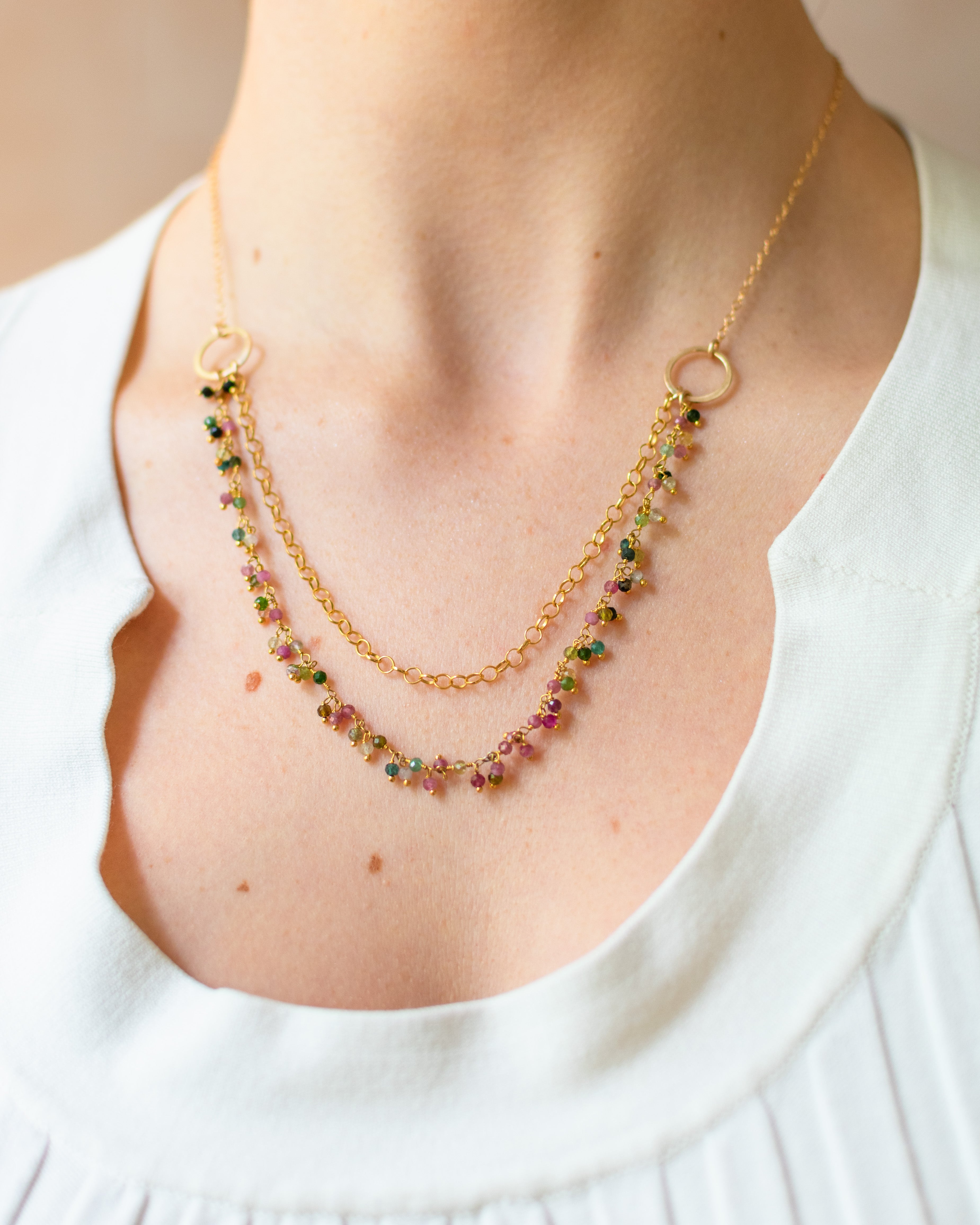 Collier unique en grappe de tourmaline – Collier pendentif plaqué or à double couche – Fait à la main à Raleigh
