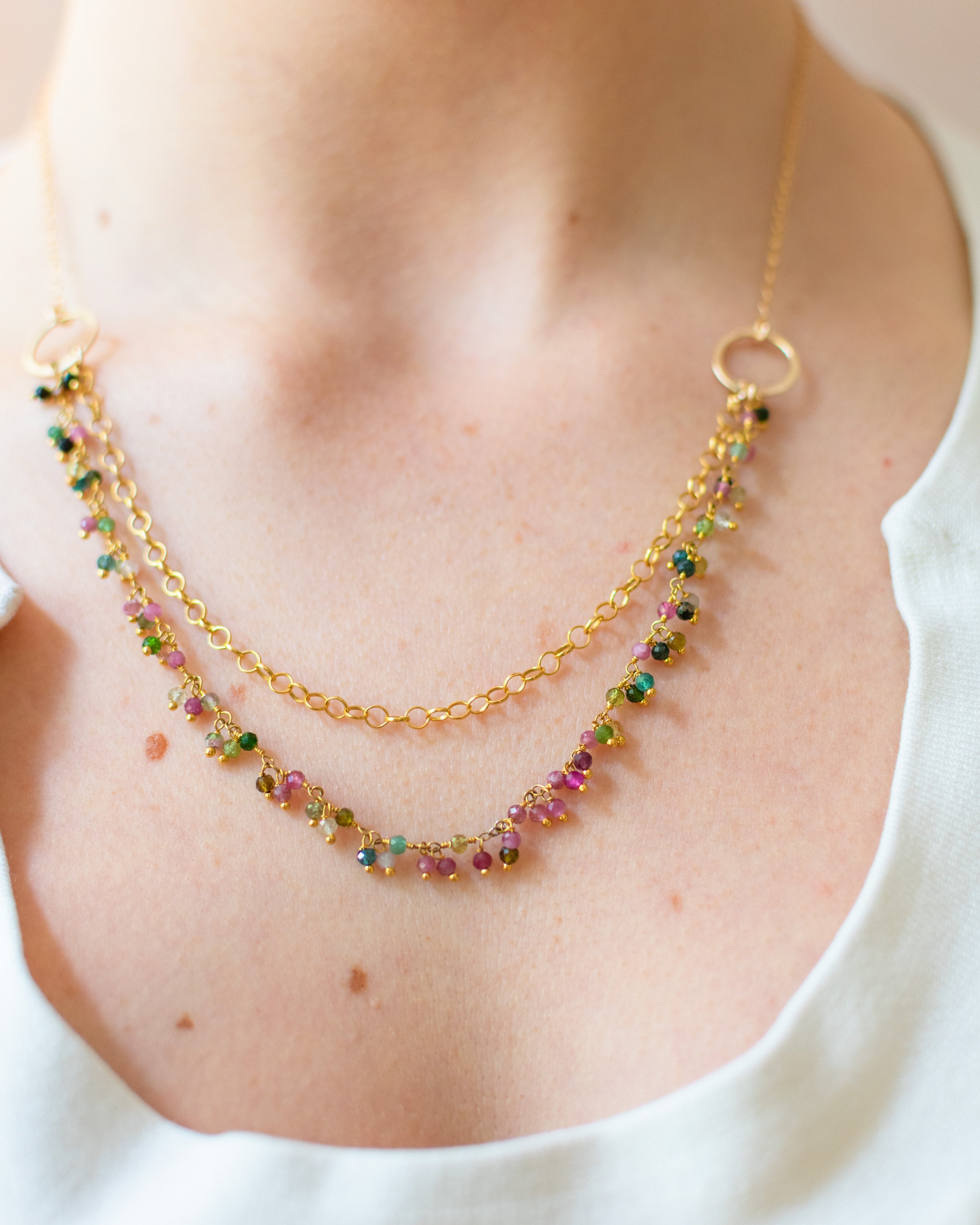 Collier unique en grappe de tourmaline – Collier pendentif plaqué or à double couche – Fait à la main à Raleigh
