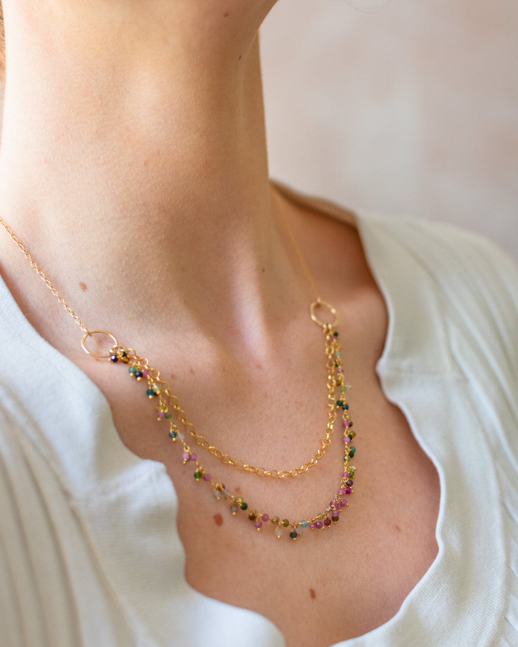 Collier unique en grappe de tourmaline – Collier pendentif plaqué or à double couche – Fait à la main à Raleigh