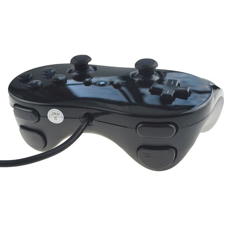Manette de jeu filaire classique blanche et noire compatible avec les PC portables