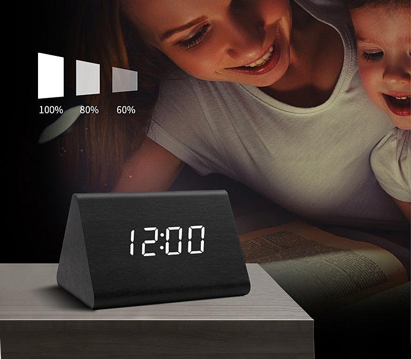 Horloge LED en bois, réveil, montre en bois, nouvelle version, horloge de bureau numérique, luminosité réglable, heure d'alarme, affiche l'heure, la date, la température, la table, contrôle vocal, horloge de bureau électronique numérique en bois