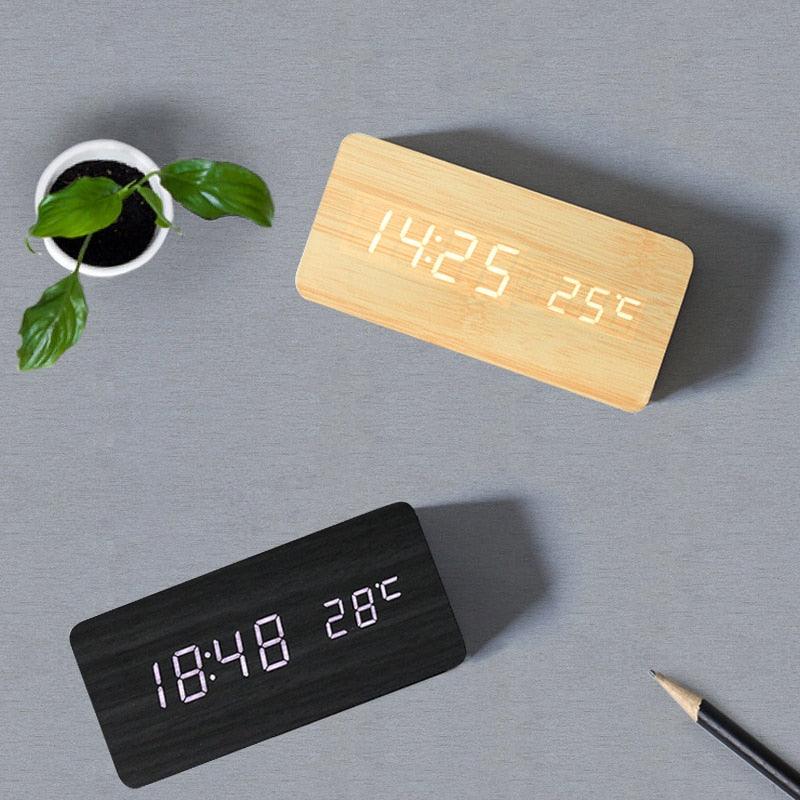 Horloge LED en bois, réveil, montre en bois, nouvelle version, horloge de bureau numérique, luminosité réglable, heure d'alarme, affiche l'heure, la date, la température, la table, contrôle vocal, horloge de bureau électronique numérique en bois