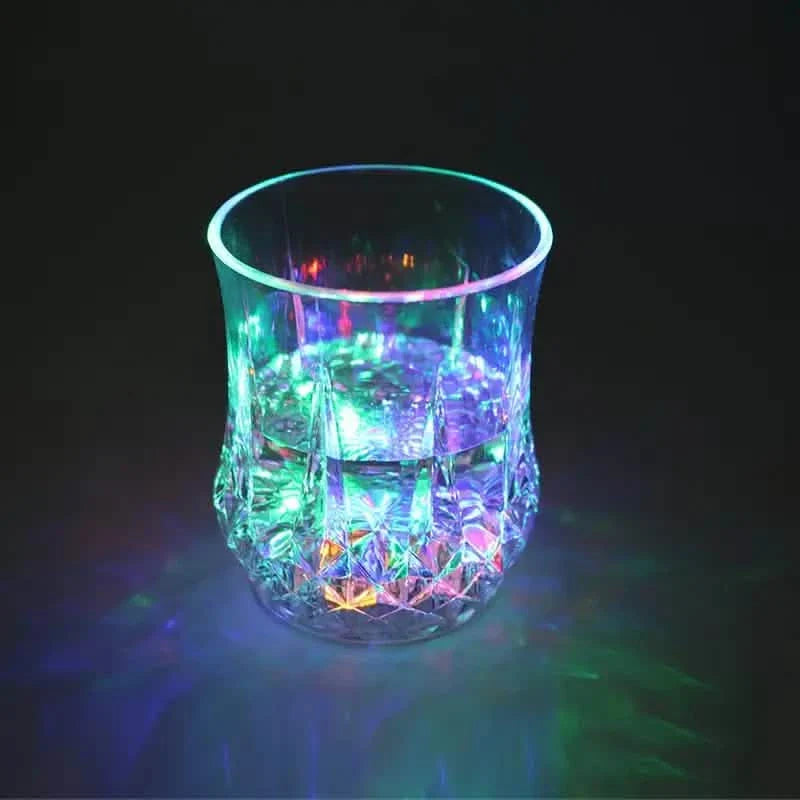 Verres à bière lumineux à LED colorés