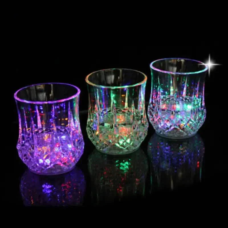 Verres à bière lumineux à LED colorés