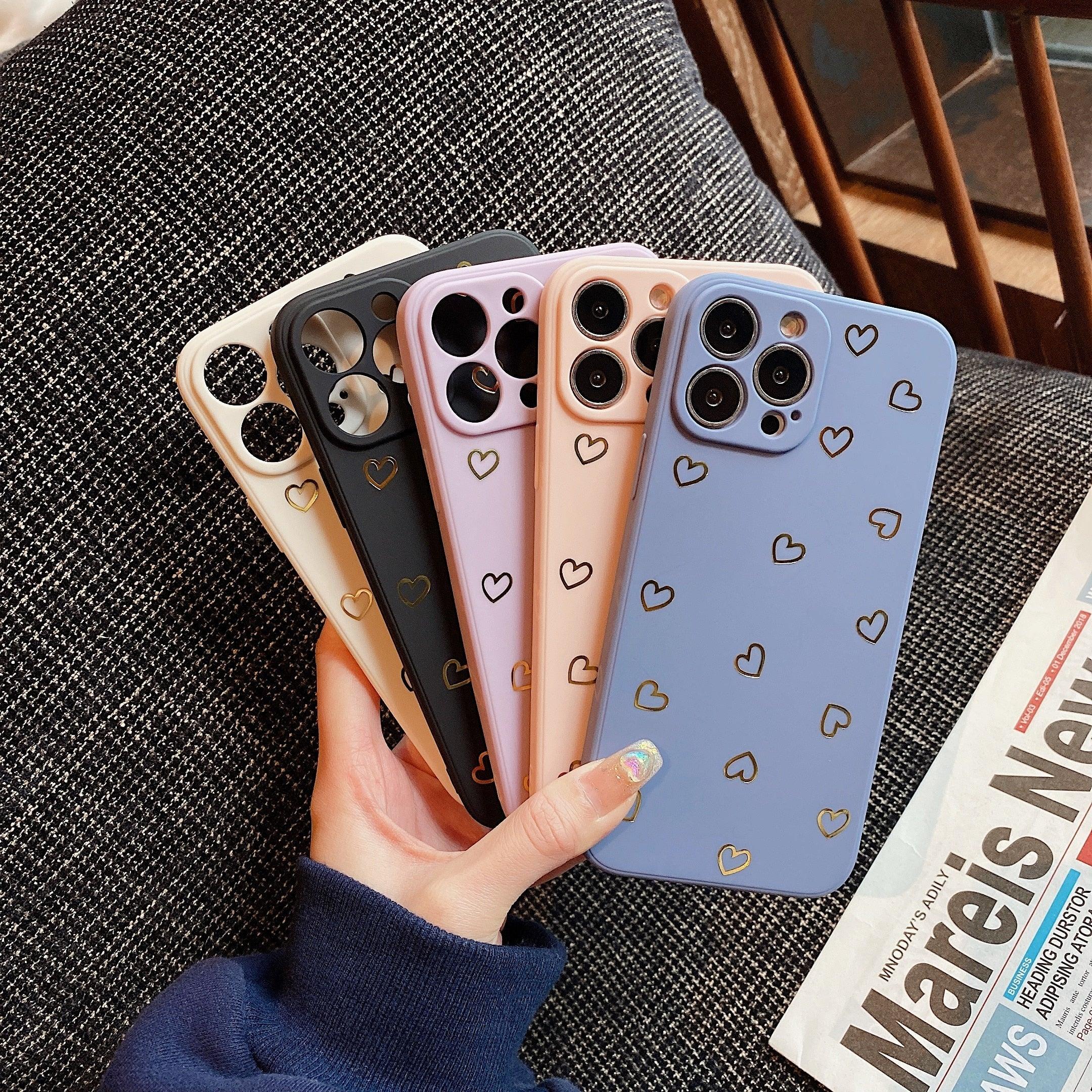 Étui en silicone coloré Protection douce Motif mignon Petit cœur Coque de téléphone pour iPhone 14 Pro Max 13 12 11 X XR XS Max 7 8 Plus Coque arrière en silicone pour appareil photo