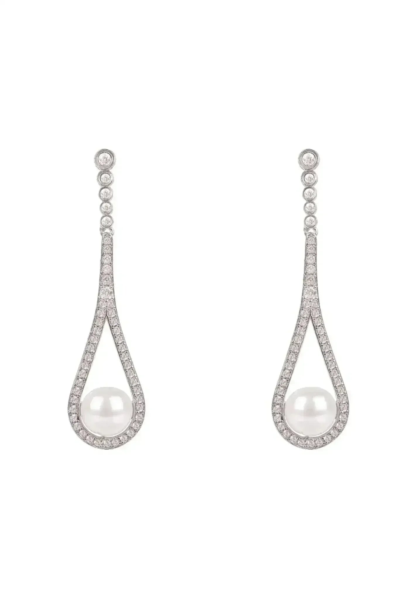 Boucles d'oreilles pendantes en perles Latelita Cradled en argent | Femstylo