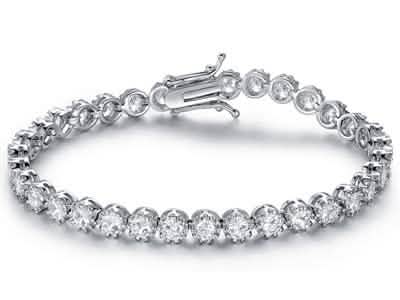 Bracelet tennis Crown fabriqué avec des éléments Swarovski