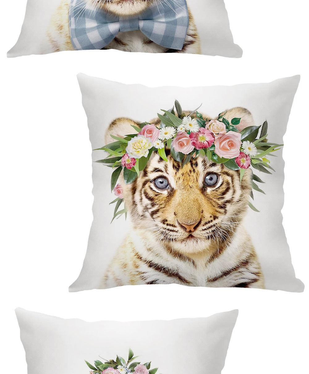 Housse de coussin en coton et lin avec motif d'adorables bébés animaux pour canapé, housses de coussin avec animaux (tigre, lapin, cheval, mouton, ours) avec des fleurs sur la tête, housses de coussin décoratives en velours 45X45CM