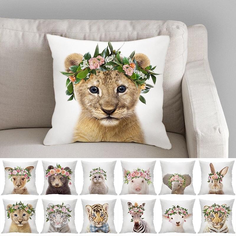 Housse de coussin en coton et lin avec motif d'adorables bébés animaux pour canapé, housses de coussin avec animaux (tigre, lapin, cheval, mouton, ours) avec des fleurs sur la tête, housses de coussin décoratives en velours 45X45CM