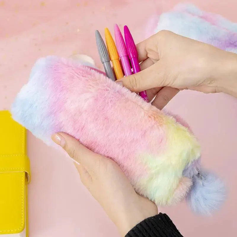 Trousse à crayons pour étudiantes en peluche douce, couleur bonbon mignonne, créative, grande capacité, pochette pour filles