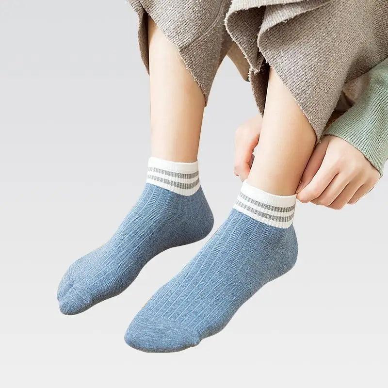 Chaussettes Femme Cœur Mignon Lot de 4 Paires Chaussettes Femme Coton Printemps Mode Filles Décontracté Extérieur