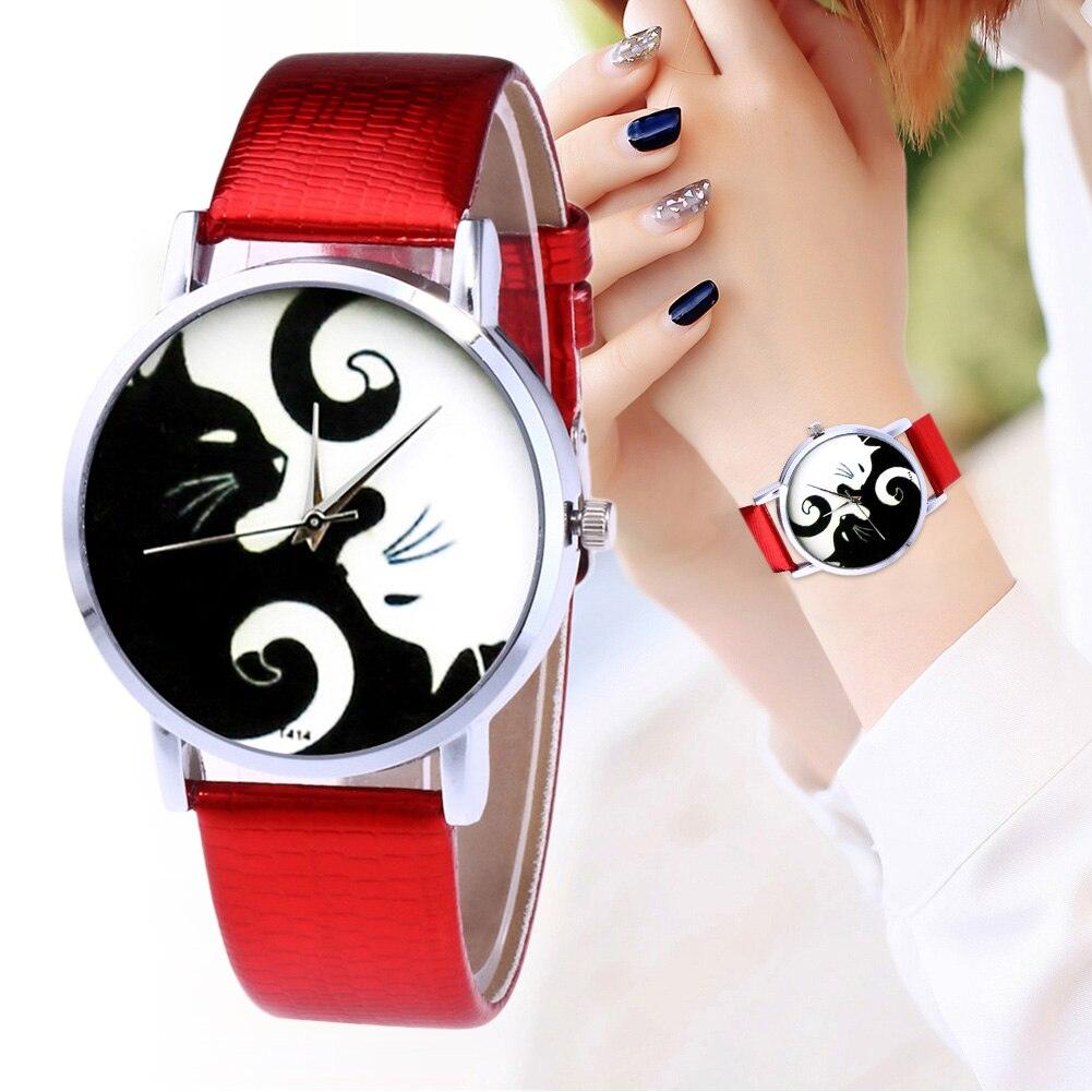 Montres couple mignonnes chats noirs et blancs avec bracelet en cuir PU et cadran rond à quartz pour femmes, cadran de chat avec bracelet en maille d'acier inoxydable, bracelet en cuir véritable, confortable montre-bracelet pour dames