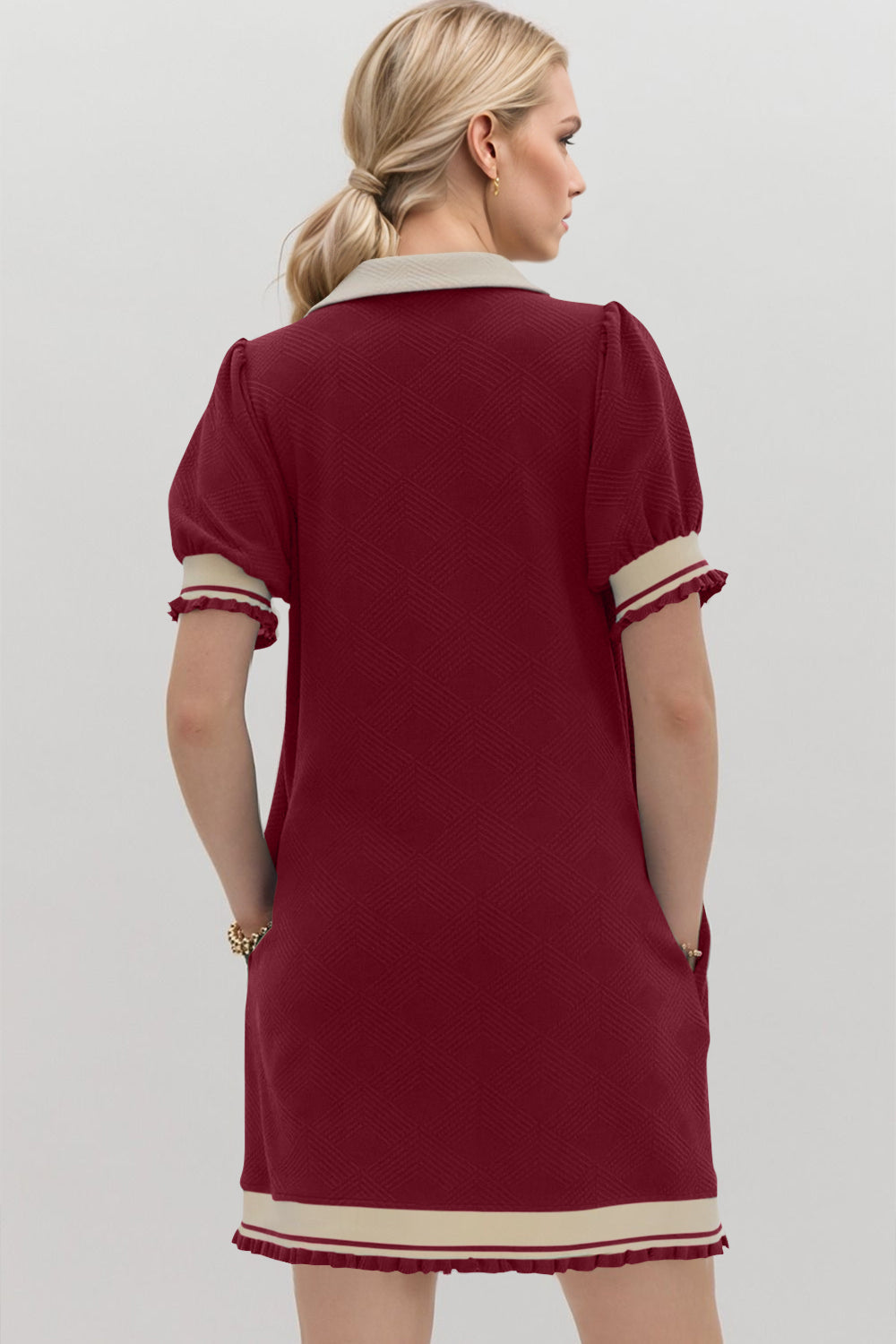 Robe Courte Tendance à Manches Courtes Contrastées, Douce et Confortable, Décontractée pour Femmes