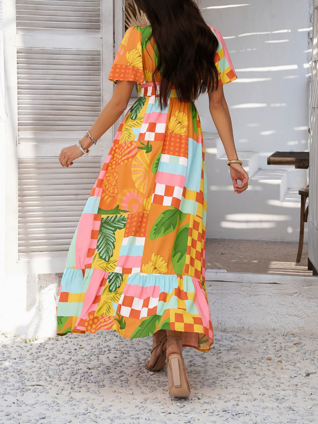 Robe longue élégante pour femme à imprimé floral, col en V et manches courtes