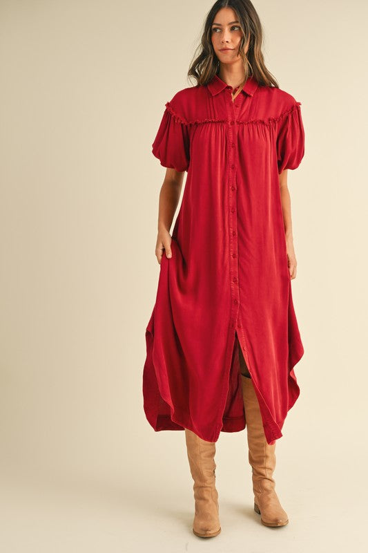 Robe chemise boutonnée à manches bouffantes délavée – Robe chemise boutonnée tendance à manches bouffantes et finition délavée unique pour un look chic et décontracté