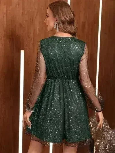 Mini-robe cache-cœur à manches longues et paillettes